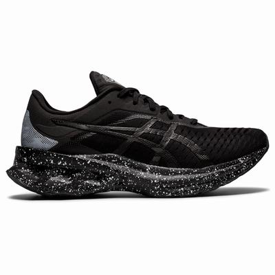 Női Asics Novablast Futócipő AS2137049 Fekete